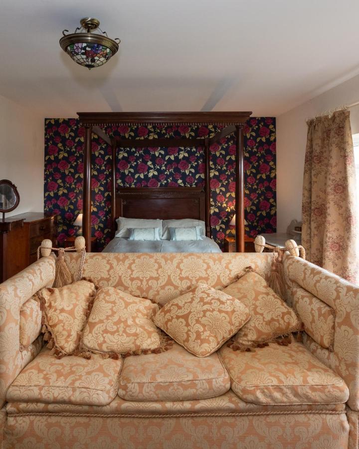 The Dales Bed & Breakfast Gorey Exterior photo