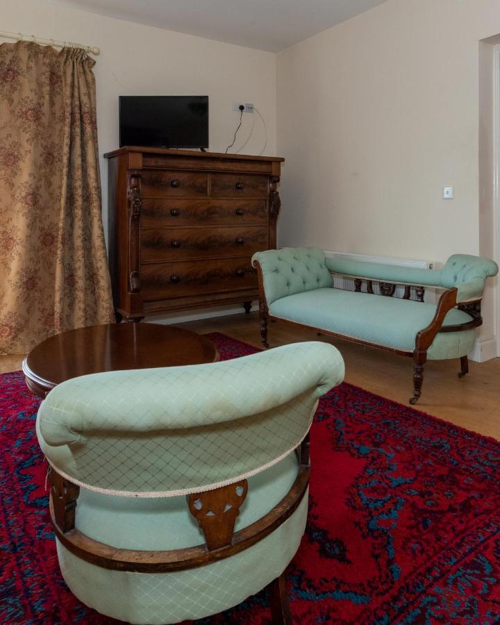 The Dales Bed & Breakfast Gorey Exterior photo